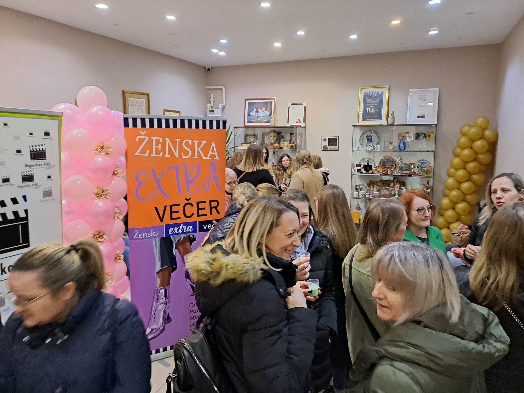 Još jedna super Ženska extra večer